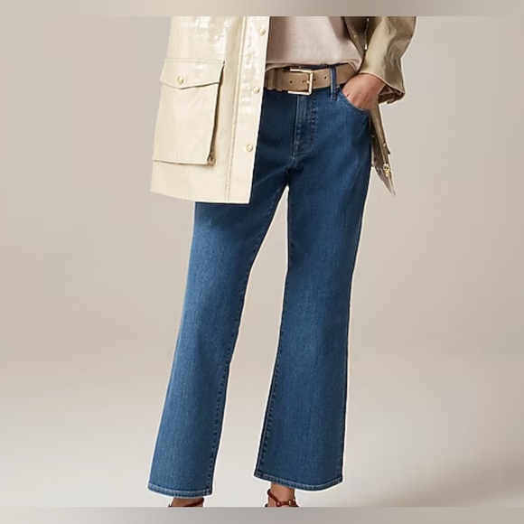 J.Crew Mid-rise kickout jean NWT Size 29 - Picture 1 of 8